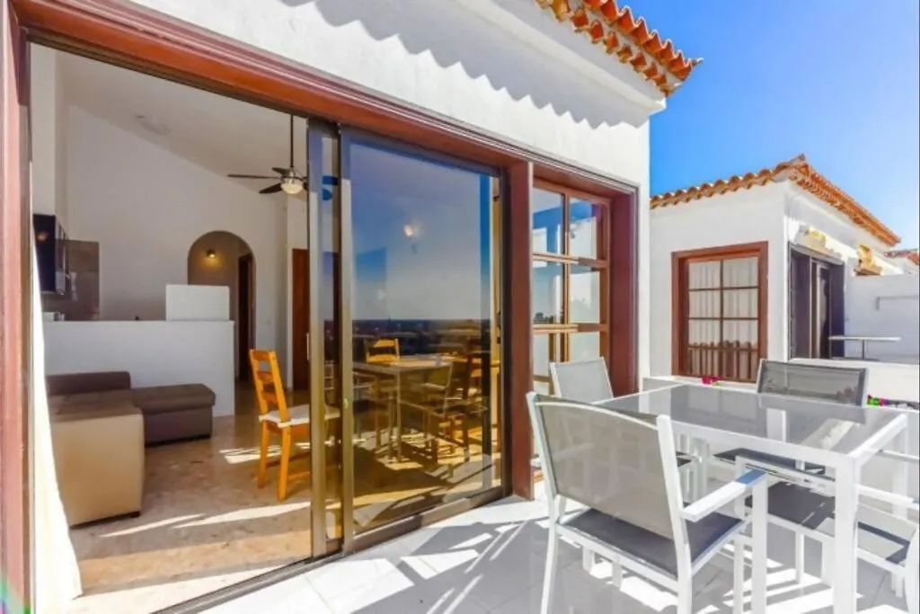 Soleggiato Attico Vista Mare E Piscina Sc768 Apartment San Miguel de Abona