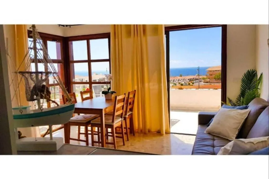 Soleggiato Attico Vista Mare E Piscina Sc768 Apartment San Miguel de Abona