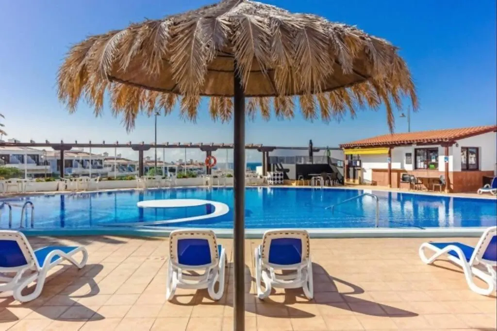 Soleggiato Attico Vista Mare E Piscina Sc768 Apartment San Miguel de Abona